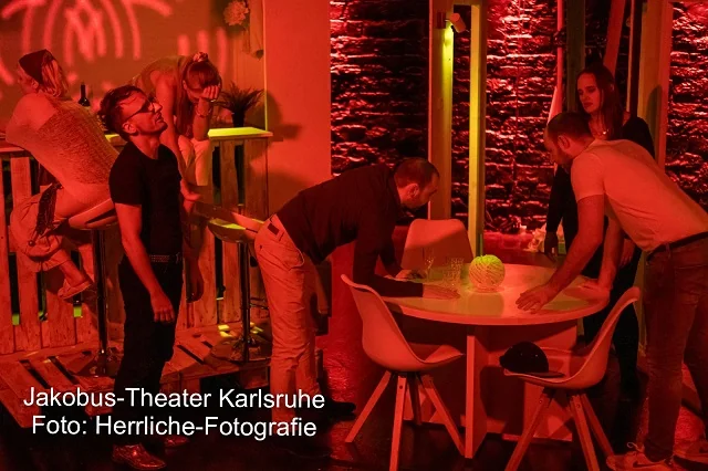 Theaterstück Der Spieleabend Rot Kraftausdruck Theaterstück Der Spieleabend Rot Kraftausdruck
